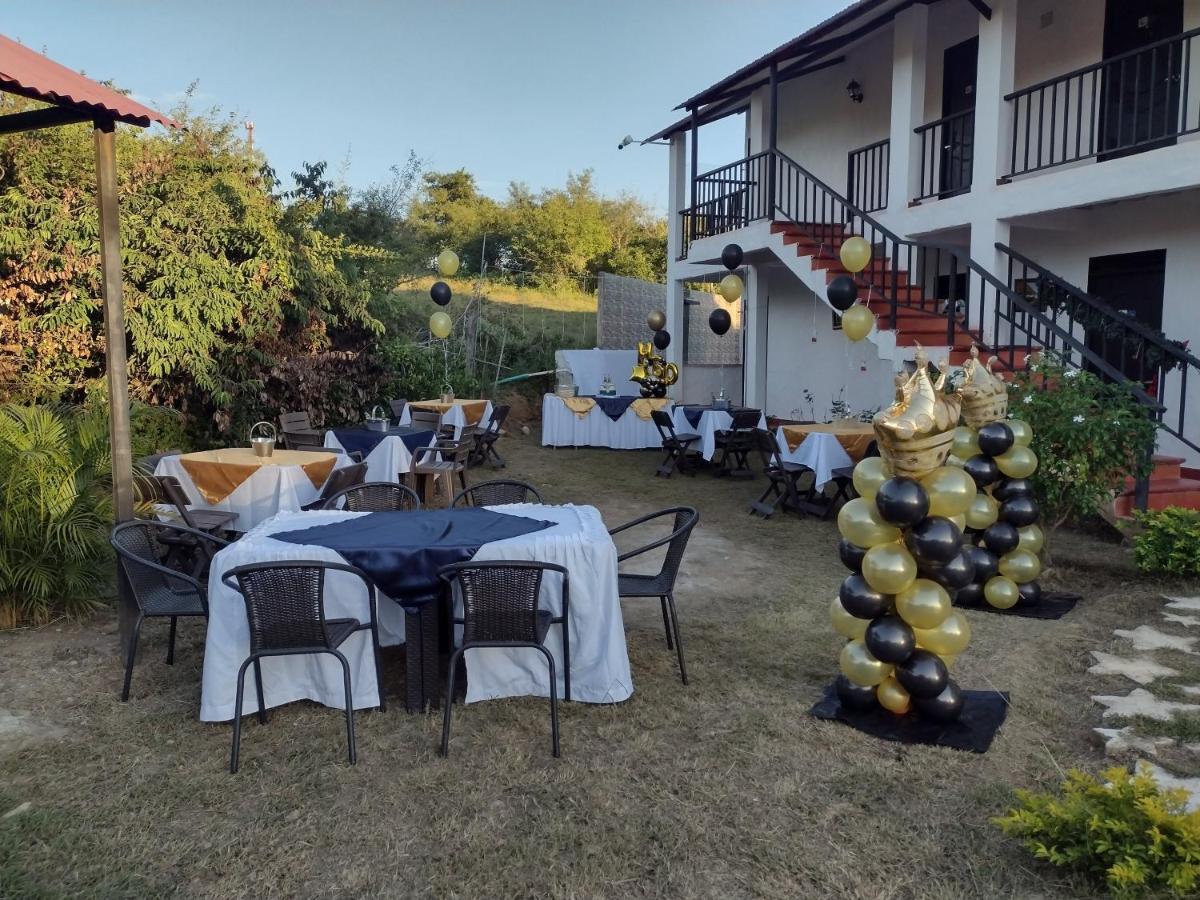 Cosmos Tatacoa Hotel Villavieja Kültér fotó