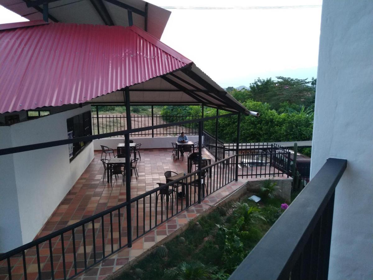 Cosmos Tatacoa Hotel Villavieja Kültér fotó