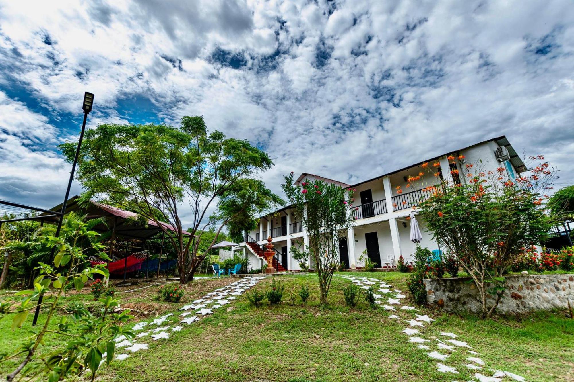 Cosmos Tatacoa Hotel Villavieja Kültér fotó